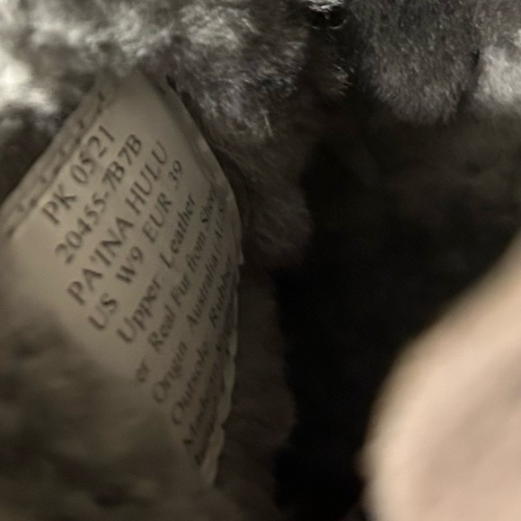 OluKai Women's Pa'ina Hulu Boots Women's Gray Suede Ankle Boots Size 9 - Picture 11 of 11